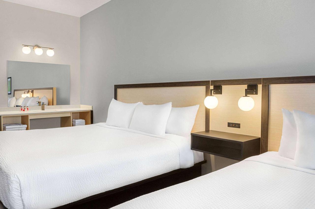 Ramada By Wyndham 3*