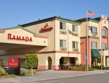 Hotel Ramada By Wyndham Marina